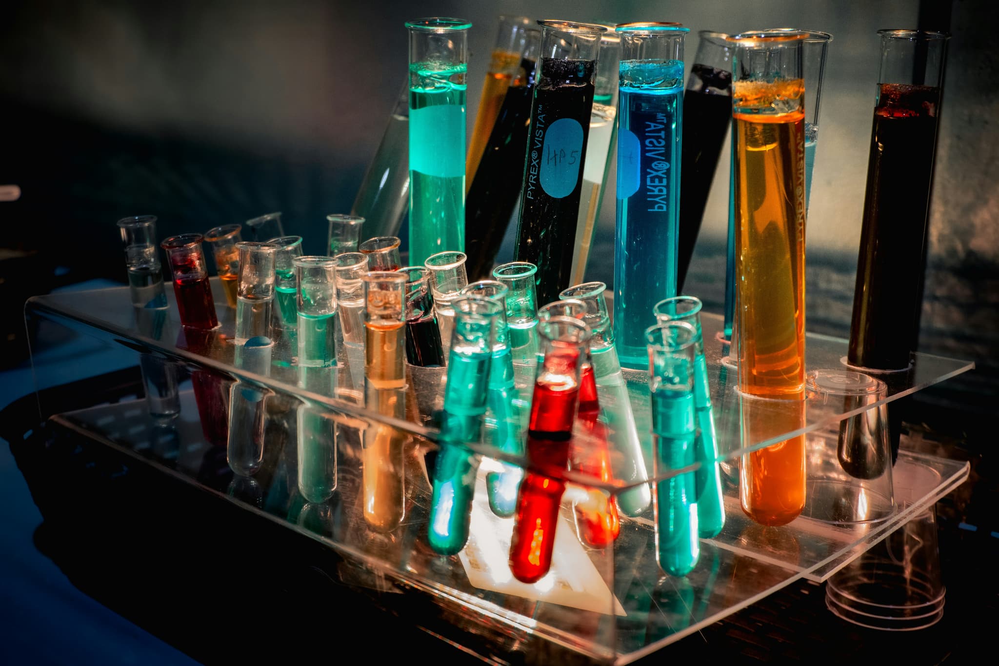 Adquisición de productos químicos farmacéuticos: informe de inteligencia de cierre del primer semestre de 2026
