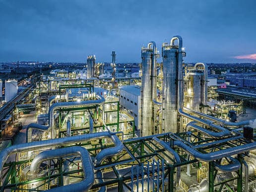 Análisis semestral de fusiones y adquisiciones de productos químicos de PwC: lo que revela un valor de operación de 67 000 millones de dólares sobre la estrategia del sector