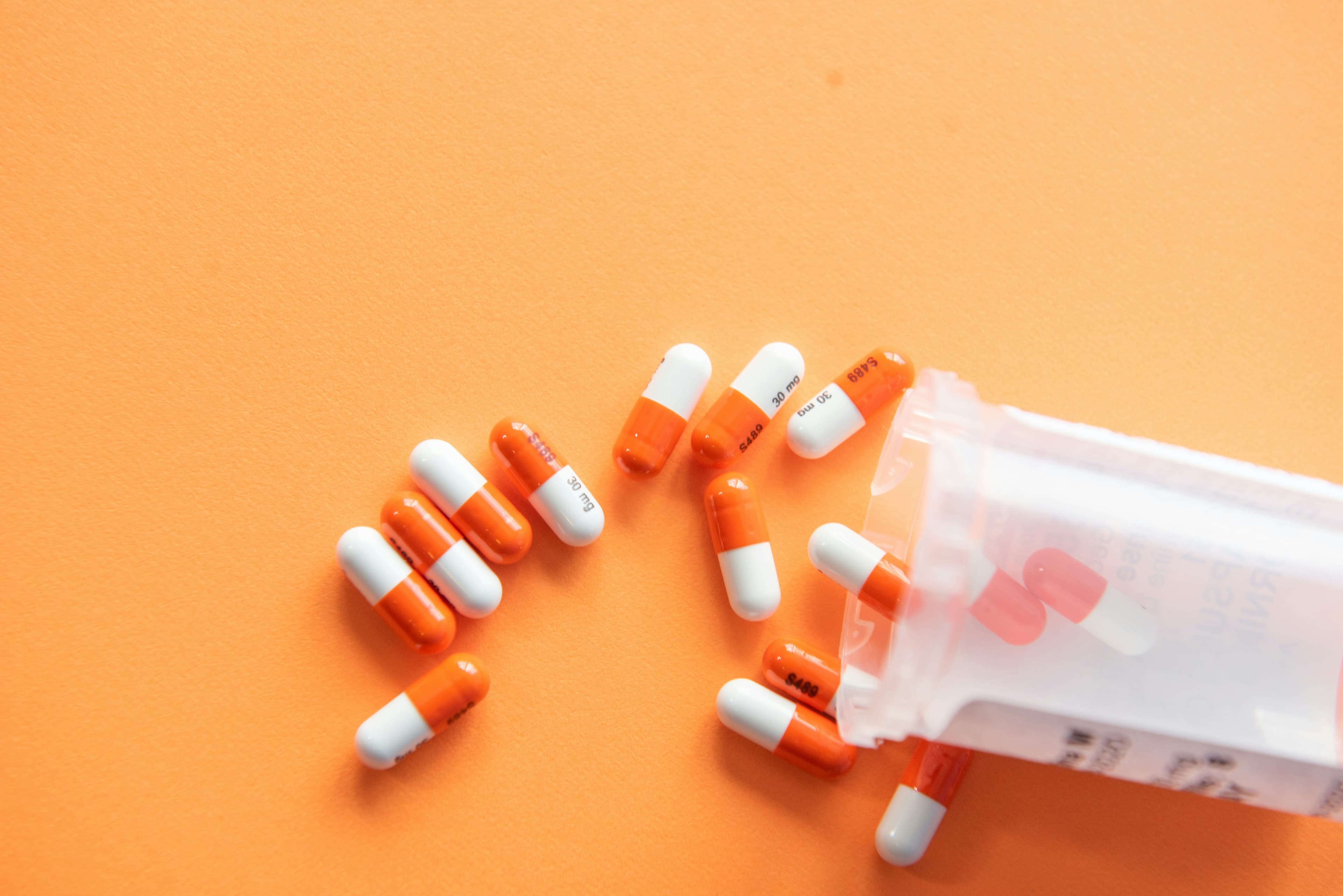 Temporada de ganancias del segundo trimestre: un panorama mixto para la demanda de ingredientes farmacéuticos y de atención médica