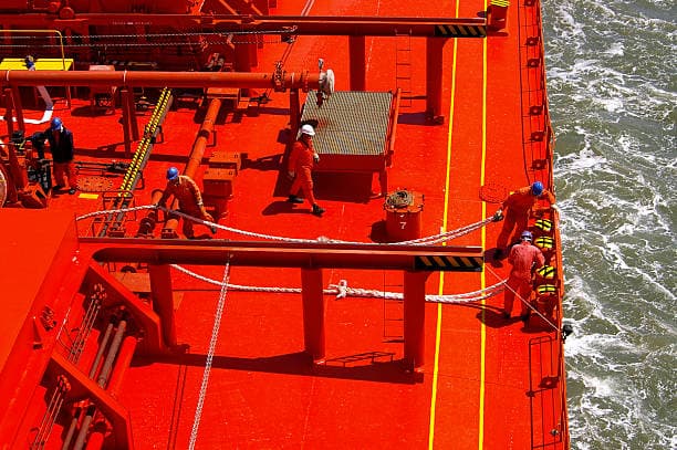 La OMI insta a los barcos a eludir Ormuz ante la preocupación por la seguridad de la tripulación